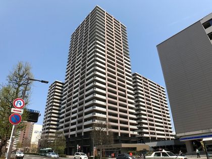 アップルタワーズ仙台 ブローディアタワー 外観