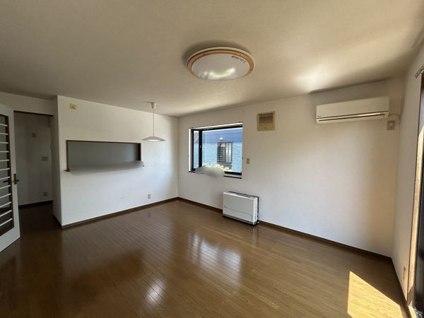 上愛子字街道 戸建 リビング リビング