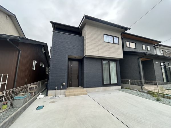 名取市増田7丁目 戸建 外観