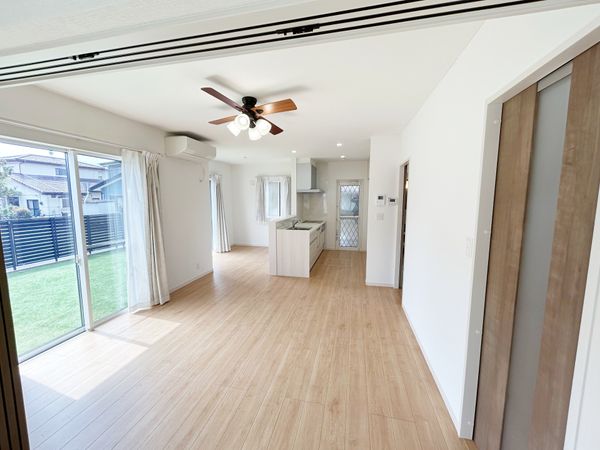 田子字袋河原 戸建 リビング