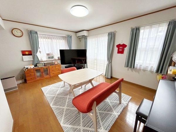 南中山1丁目 中古戸建 リビング 南中山1丁目 中古戸建 リビング
