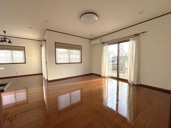 名取市愛の杜1丁目 戸建 リビング 名取市愛の杜1丁目 戸建 リビング