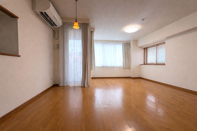 クレア角五郎 リビング