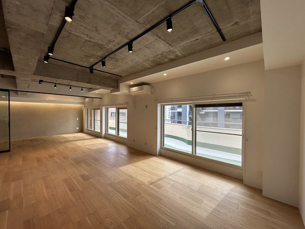 ライオンズマンション春日町第2 リビング リビング