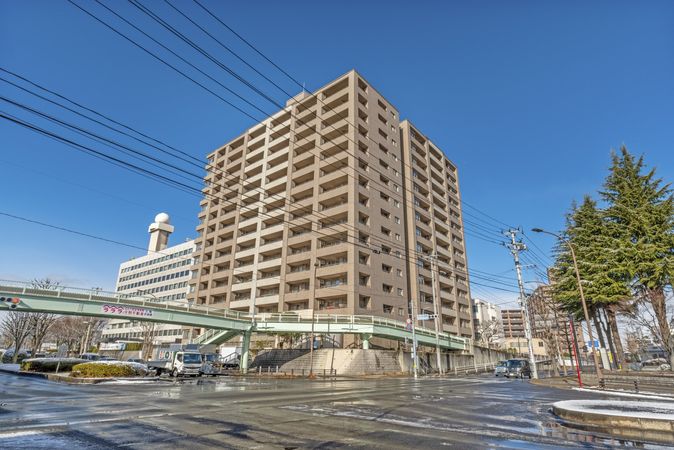 サーパス榴ヶ岡公園 外観 サーパス榴ヶ岡公園 外観