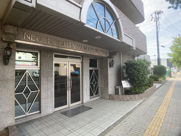 ネオハイツ大和の辻 エントランス