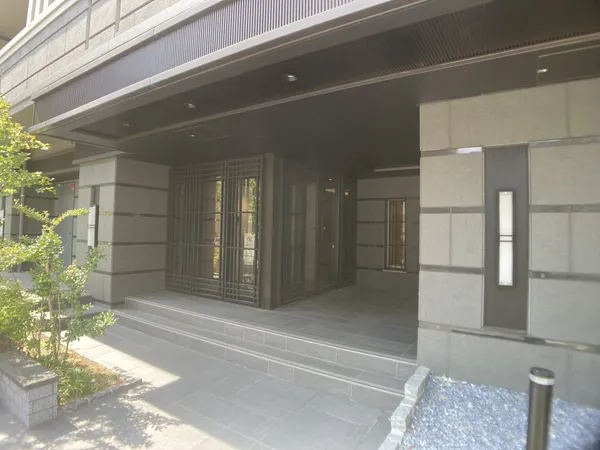 エントランスアプローチ