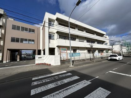 チサンマンション富沢駅前Ⅱ ○仙台市立富沢中学校(約1480m) ○仙台市立富沢中学校(約1480m)