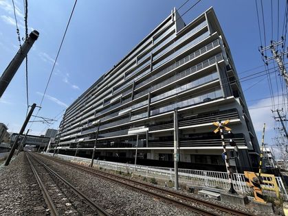レーベン小鶴新田THE ONE 外観
