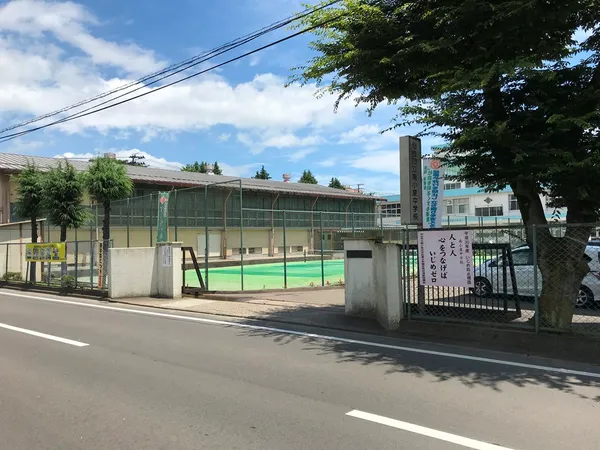 徒歩5分　