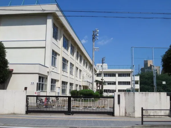 徒歩16分