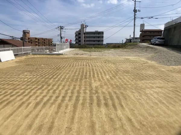 南面道路に接しており日照良好