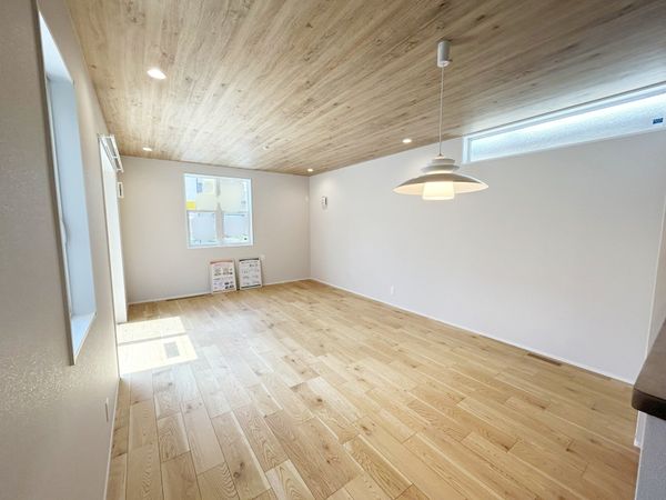 アーバンコミュニティ虹の丘2 リビング アーバンコミュニティ虹の丘2 リビング