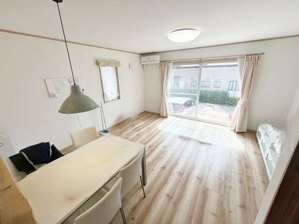 燕沢2丁目 中古戸建 リビング 燕沢2丁目 中古戸建 リビング