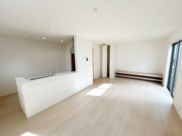 鶴ケ谷一丁目 新築1号棟 リビング