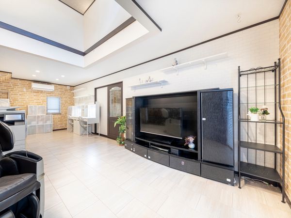 上杉5丁目 戸建 リビング 上杉5丁目 戸建 リビング