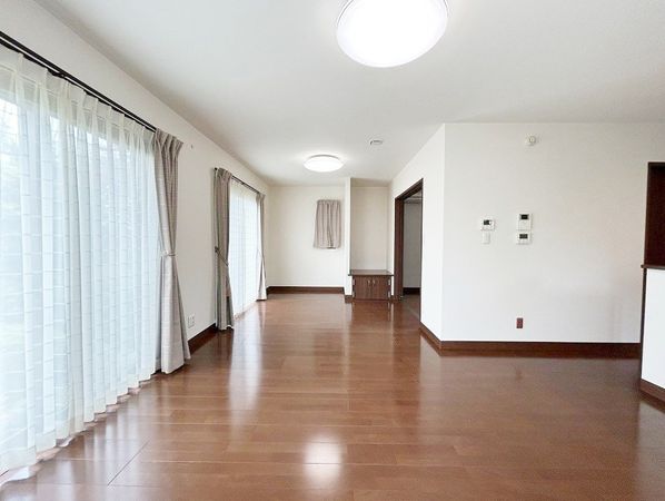 浮島二丁目 中古戸建 リビング
