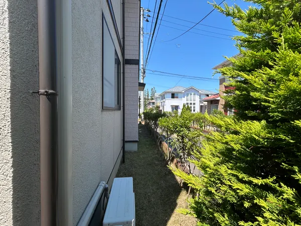 閑静な住宅街で落ち着いた生活が実現できます。