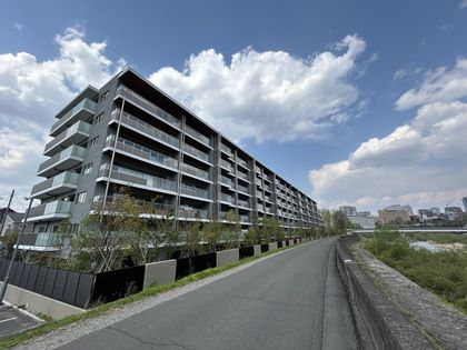 レジデンシャル青葉広瀬川 外観