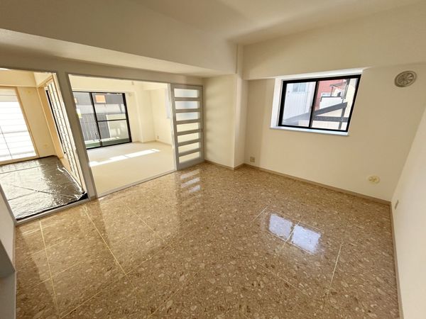 大町パークマンション リビング