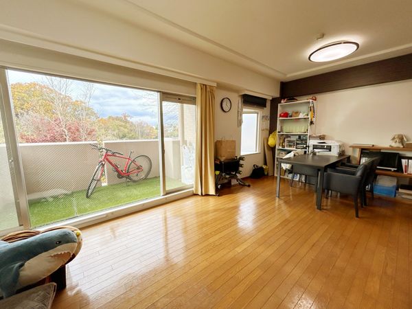 ディナ・スカーラ台原 リビング