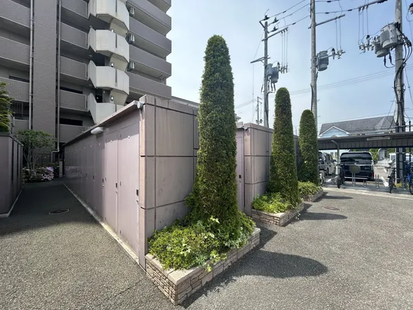 使用料無償のトランクルームがございます。タイヤやアウトドア用品の収納に便利です。