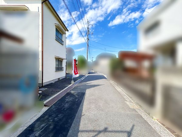 串戸2丁目 土地(解体更地渡し) 前面道路含む外観 串戸2丁目 土地(解体更地渡し) 前面道路含む外観