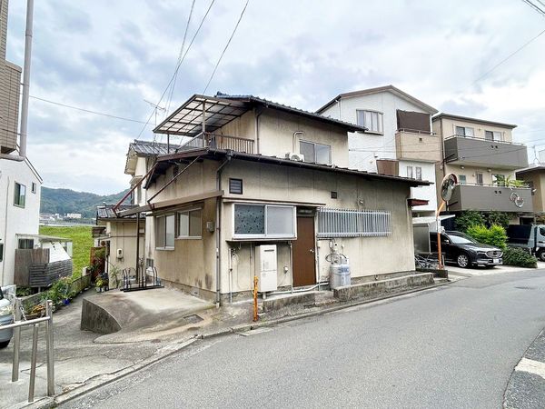 西原2丁目古家付き土地 土地写真