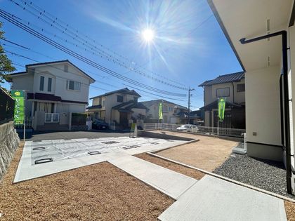 宮島口東3丁目 戸建 駐車場