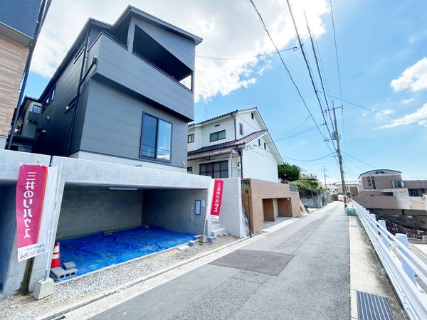 井口鈴が台3丁目 No.2 新築 前面道路含む外観