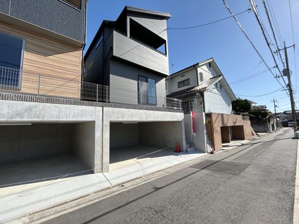 井口鈴が台3丁目 No.2 新築 前面道路含む外観