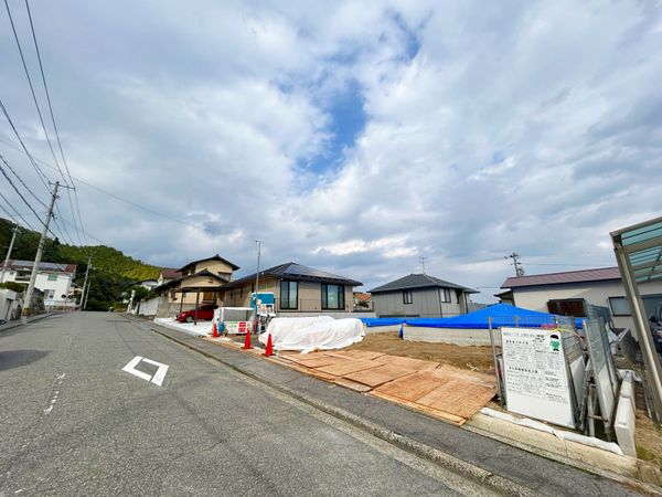 観音台一丁目 新築戸建No.1 前面道路含む外観 観音台一丁目 新築戸建No.1 前面道路含む外観