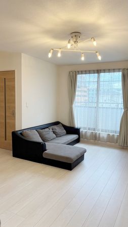 美の里1丁目 戸建 リビング