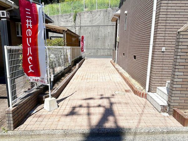 井口台2丁目 戸建 駐車場