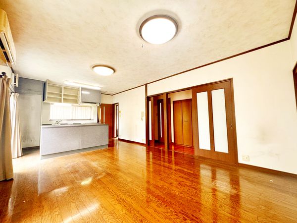 宮島口西3丁目 戸建 室内