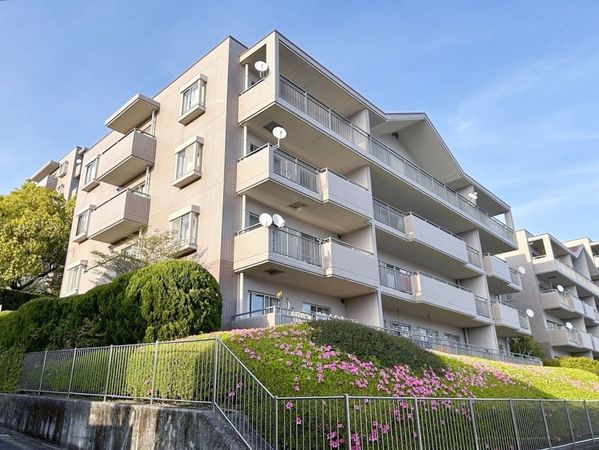 井口台パークスクエア A棟 外観 井口台パークスクエア A棟 外観