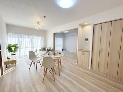 ナタリーマリナタウンウエストデッキ リビング