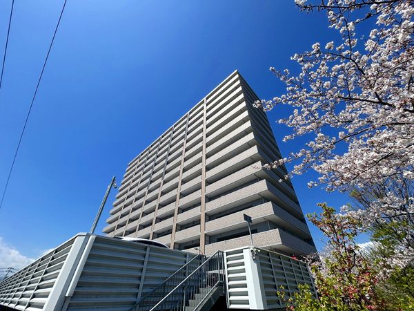 グランスイート五日市駅前イーストガーデン 外観