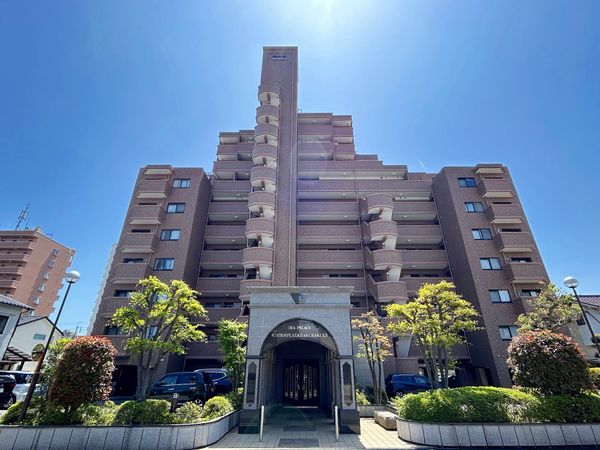 ダイアパレスステーションプラザ楽々園 外観