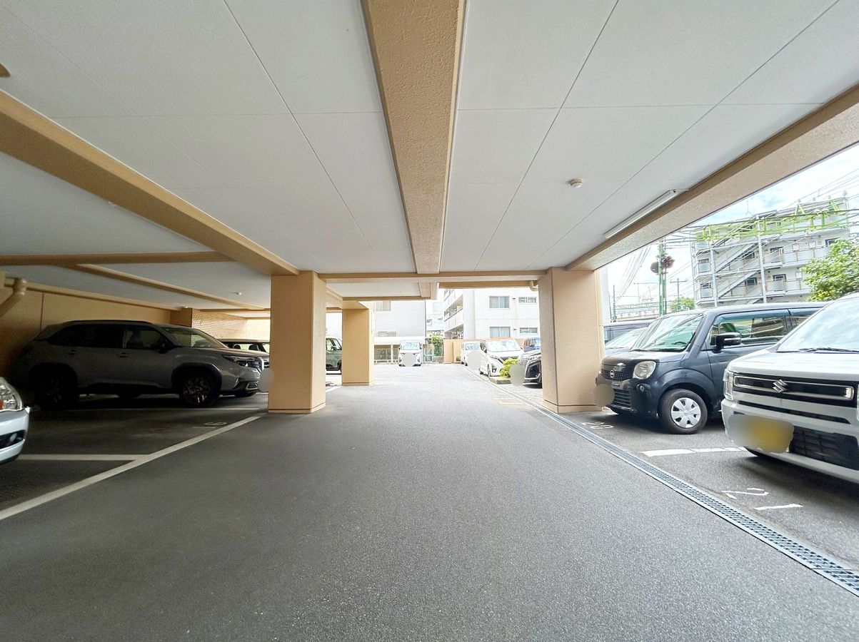 サンパレス草津 駐車場 駐車場