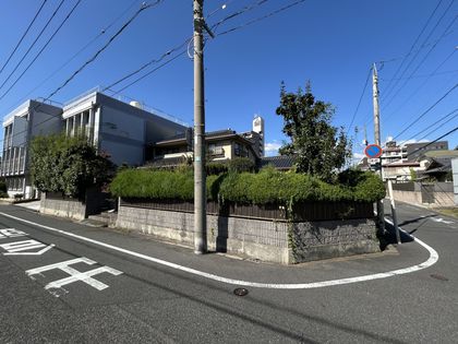 清輝橋三丁目土地 前面道路含む外観