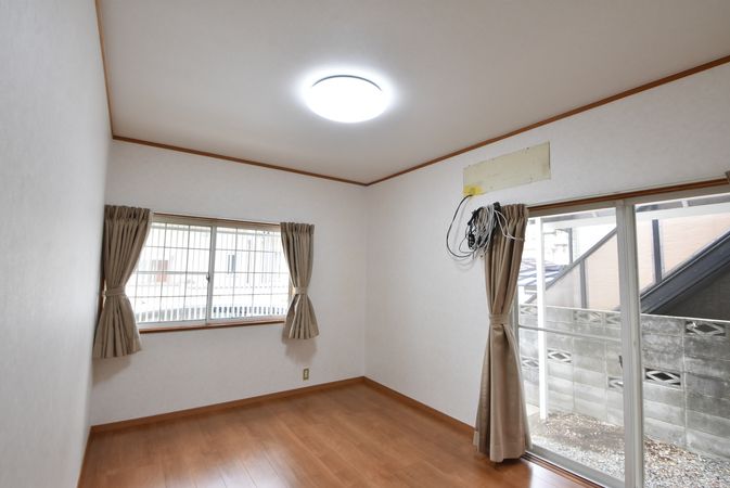 伊島町三丁目戸建 室内