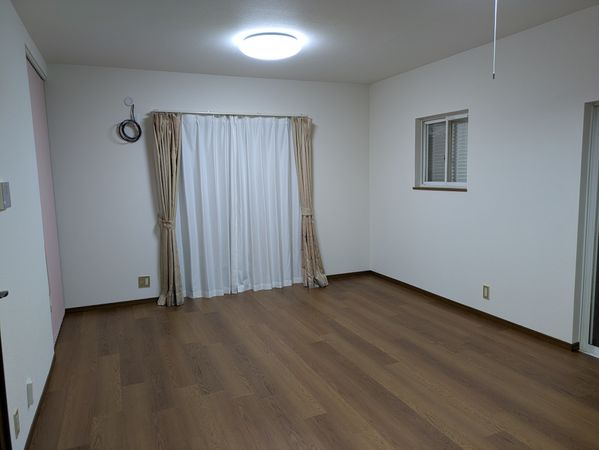 伊島町三丁目戸建 リビング 伊島町三丁目戸建 リビング