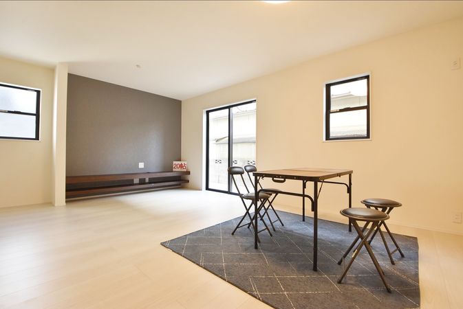 豊成三丁目新築 リビング