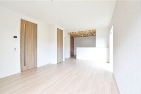 四御神新築 リビング