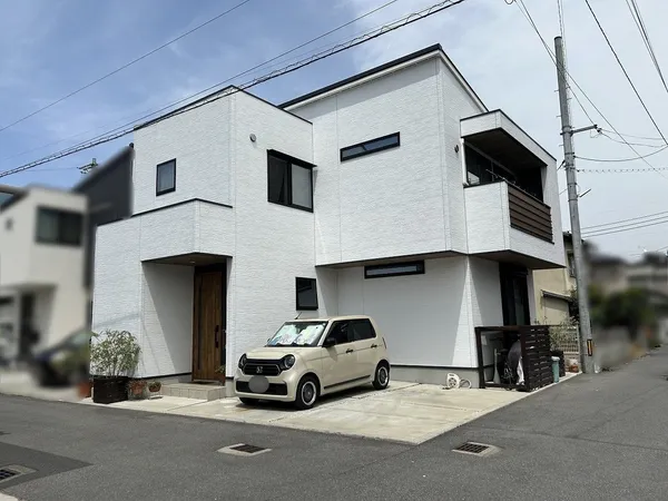 令和2年2月建築の築浅戸建。