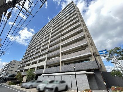 パークホームズ内山下イーステージ 外観