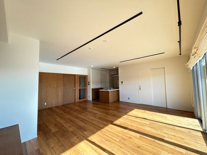 パーソンズフェリーチェ津島西坂 リビング