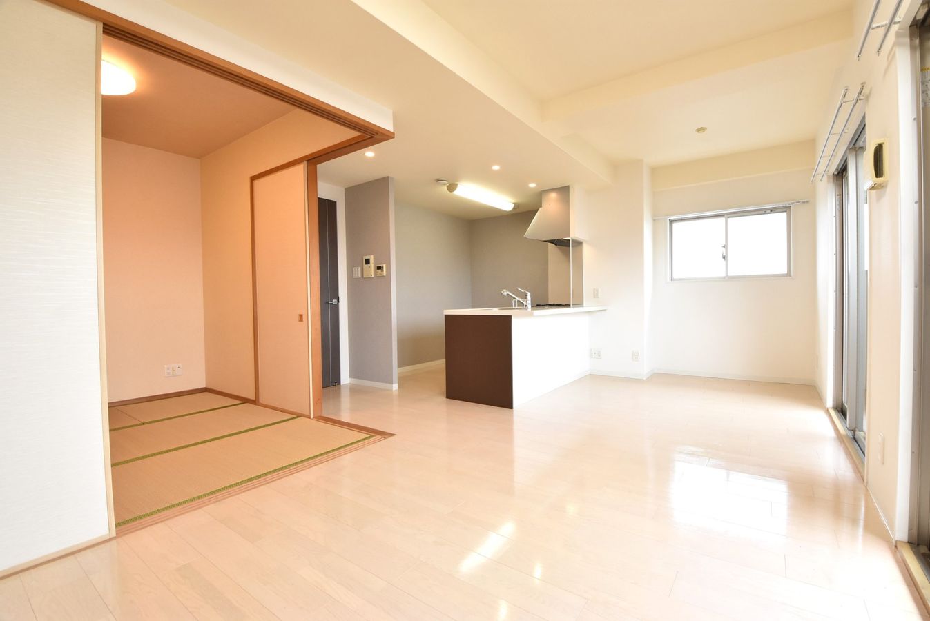 アルファライフ岡大医学部前 リビング リビング