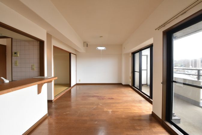 ダイヤモンドフォーラム原尾島 リビング ダイヤモンドフォーラム原尾島 リビング